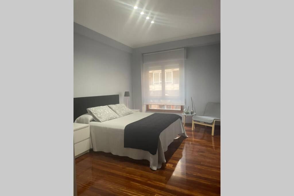 Apartamento Centrico Castro Urdiales Buitenkant foto